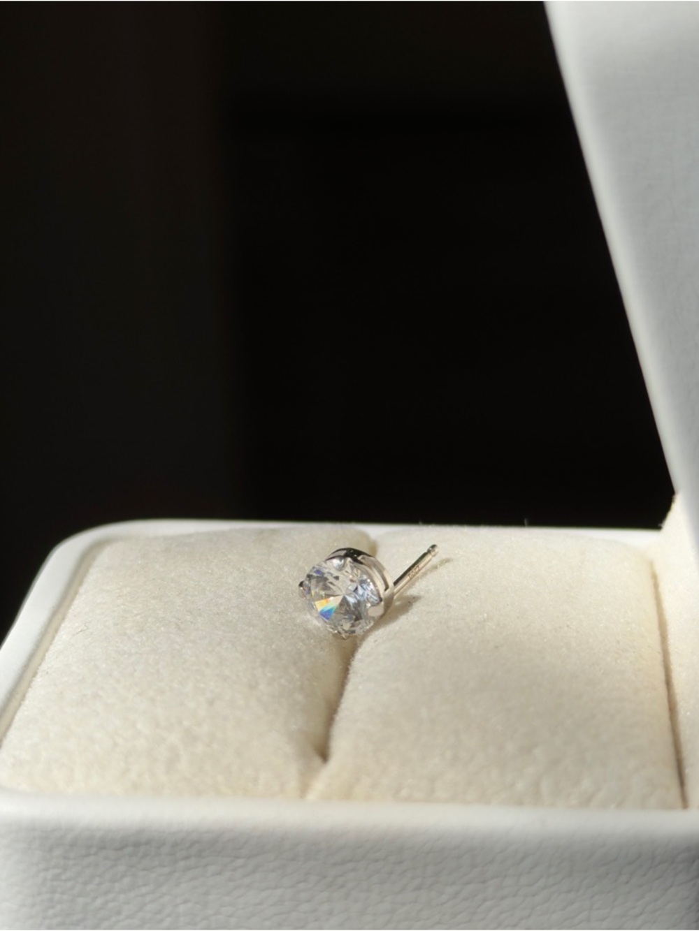14k real white gold Zircon stud singlé Earring piercing